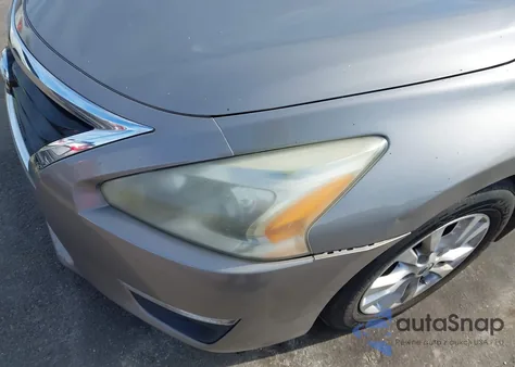 2014 Nissan Altima 2.5 S z USA, uszkodzony, nr VIN 1N4AL3AP2EC130639